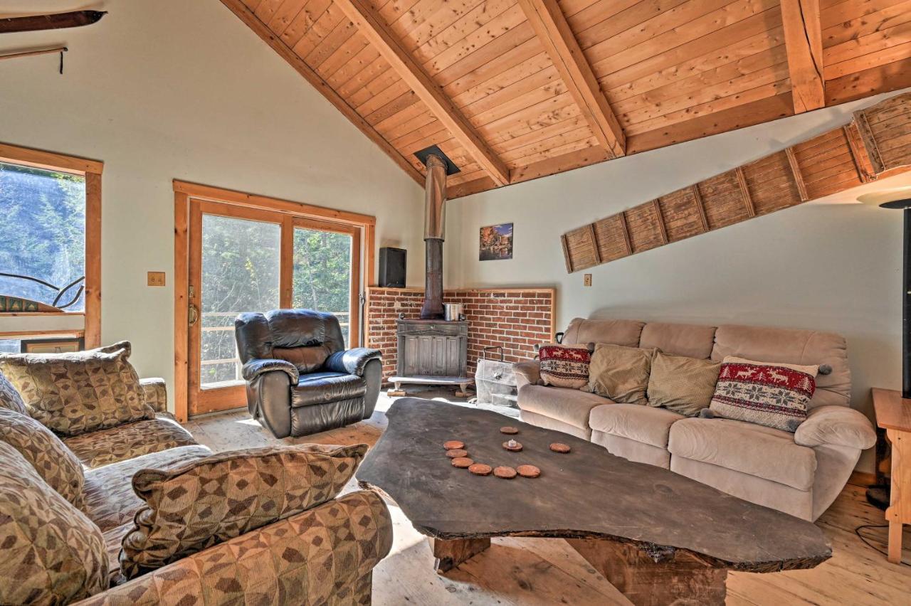 Remote Cabin With Fire Pit 3 Miles To Stowe Mtn! Exteriör bild